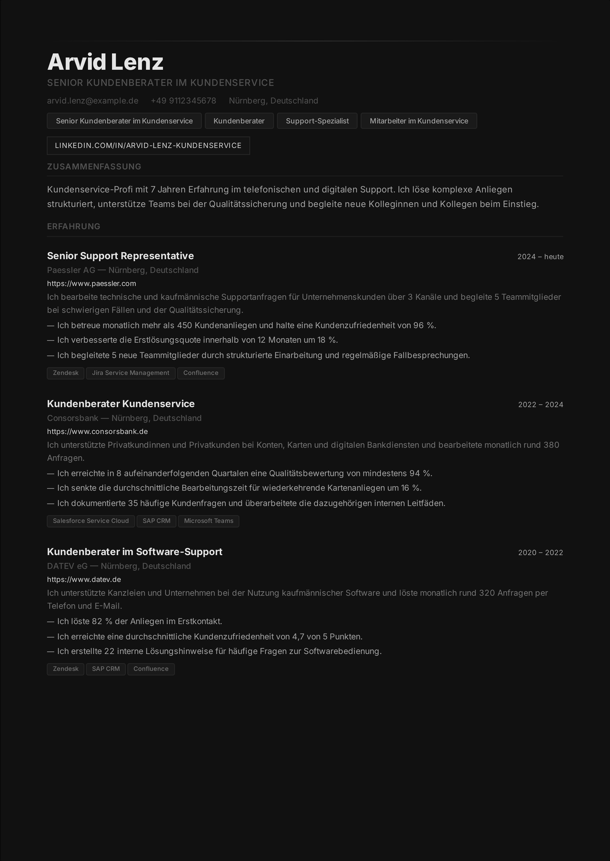 Lebenslauf-Beispiel Kundenservice-Teamleitung: Supervisor-Lebenslauf, zeigt geleitete Teamgröße, Coaching, SLA-Erreichung, Agenten-Retention und eine teamweite Kennzahlen-Verbesserung.