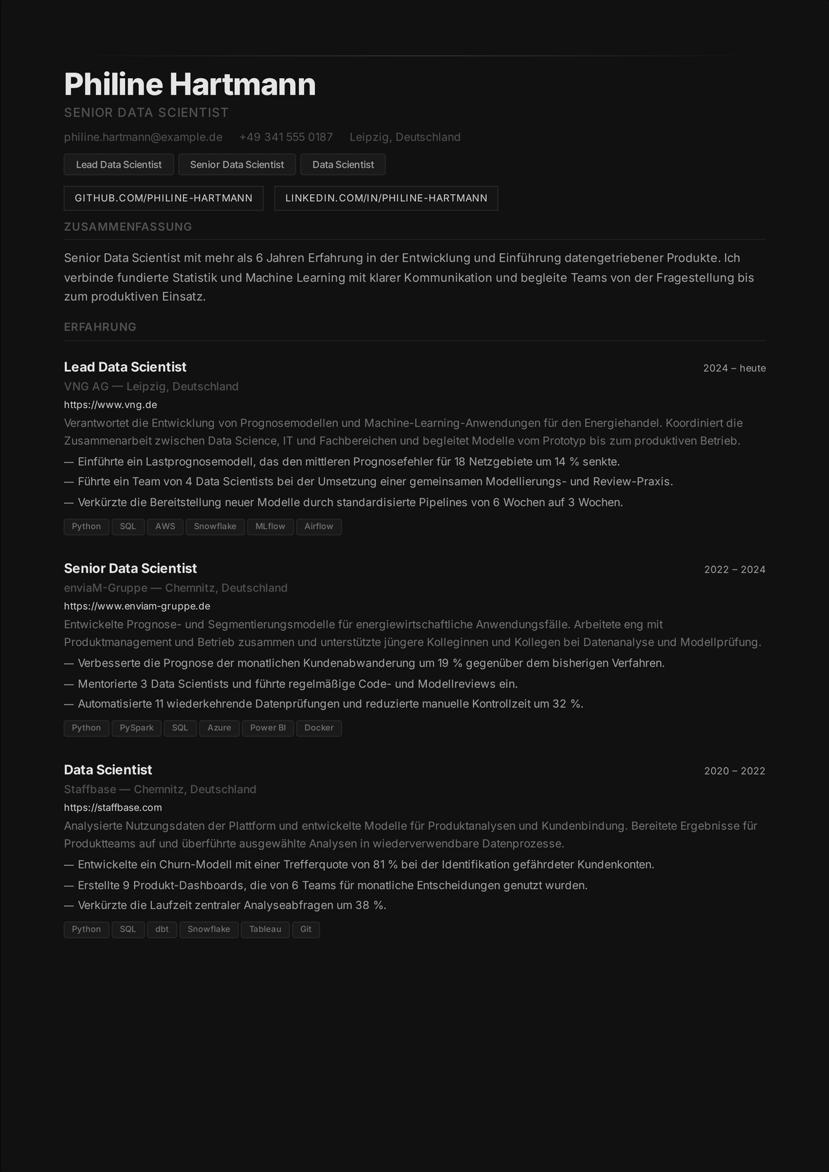 Lebenslauf-Beispiel Data Scientist: zeigt einen Python- und ML-Stack, ein Prognosemodell in Produktion, A/B-Tests und nachgelagerte Wirkung auf Umsatz und Retention.