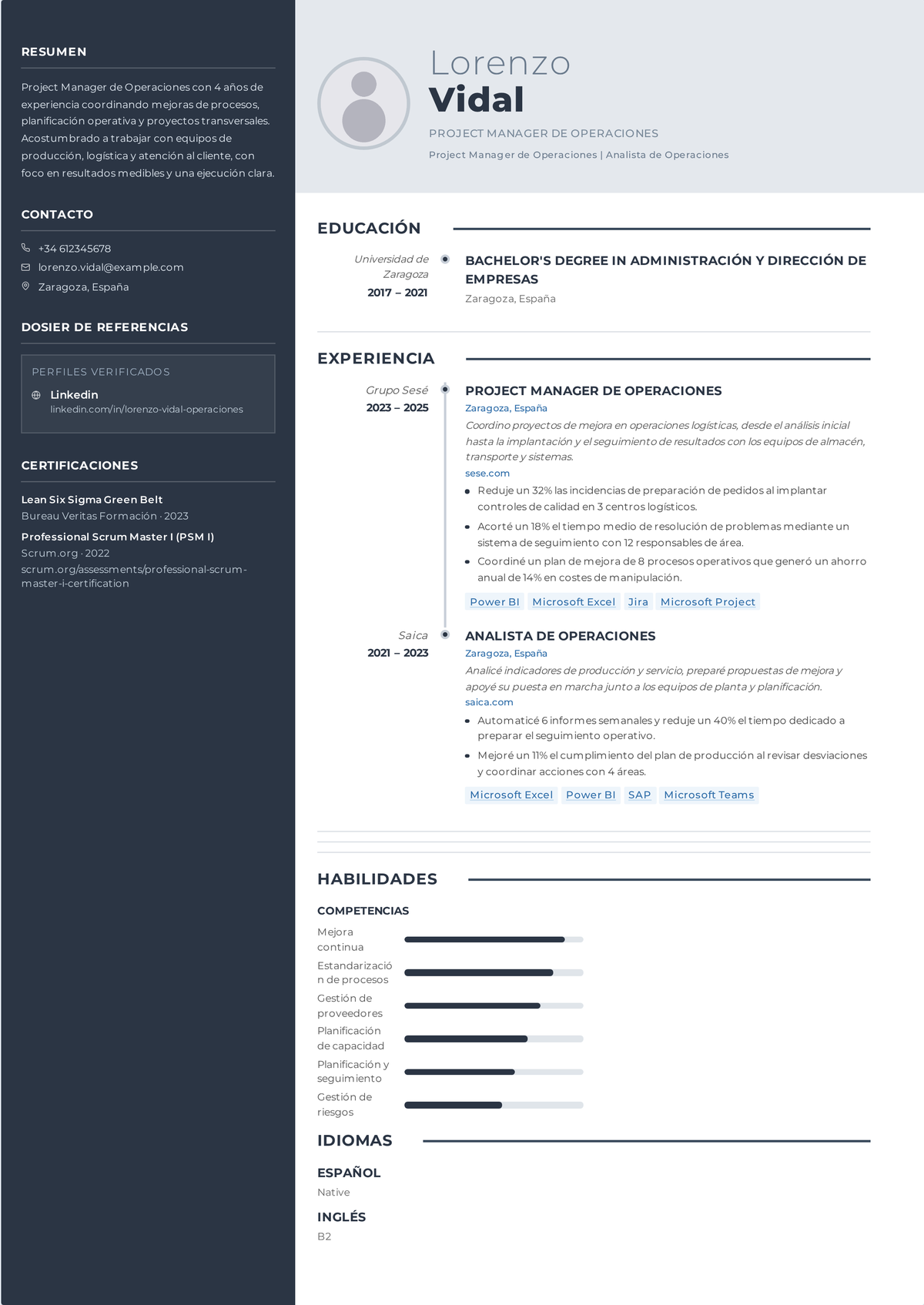 Ejemplo de currículum de director de proyectos de operaciones: el currículum de un director de operaciones de media carrera que muestra rediseño de procesos, iniciativas interdepartamentales, Lean o Six Sigma, y mejoras de eficiencia y coste.