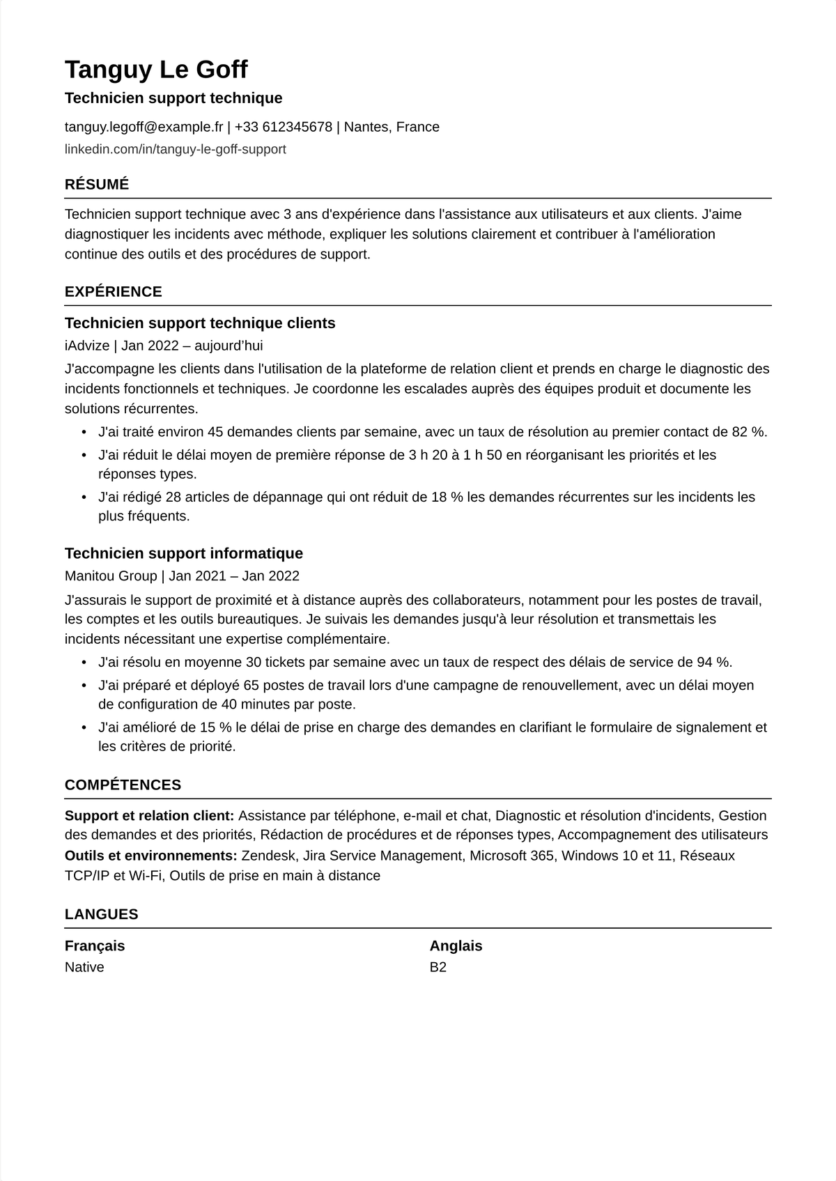 Exemple de CV de technicien support technique : un CV de support technique de mi-carrière montrant une profondeur de dépannage, des contributions à la base de connaissances, des escalades propres, et le CSAT sur les tickets techniques.