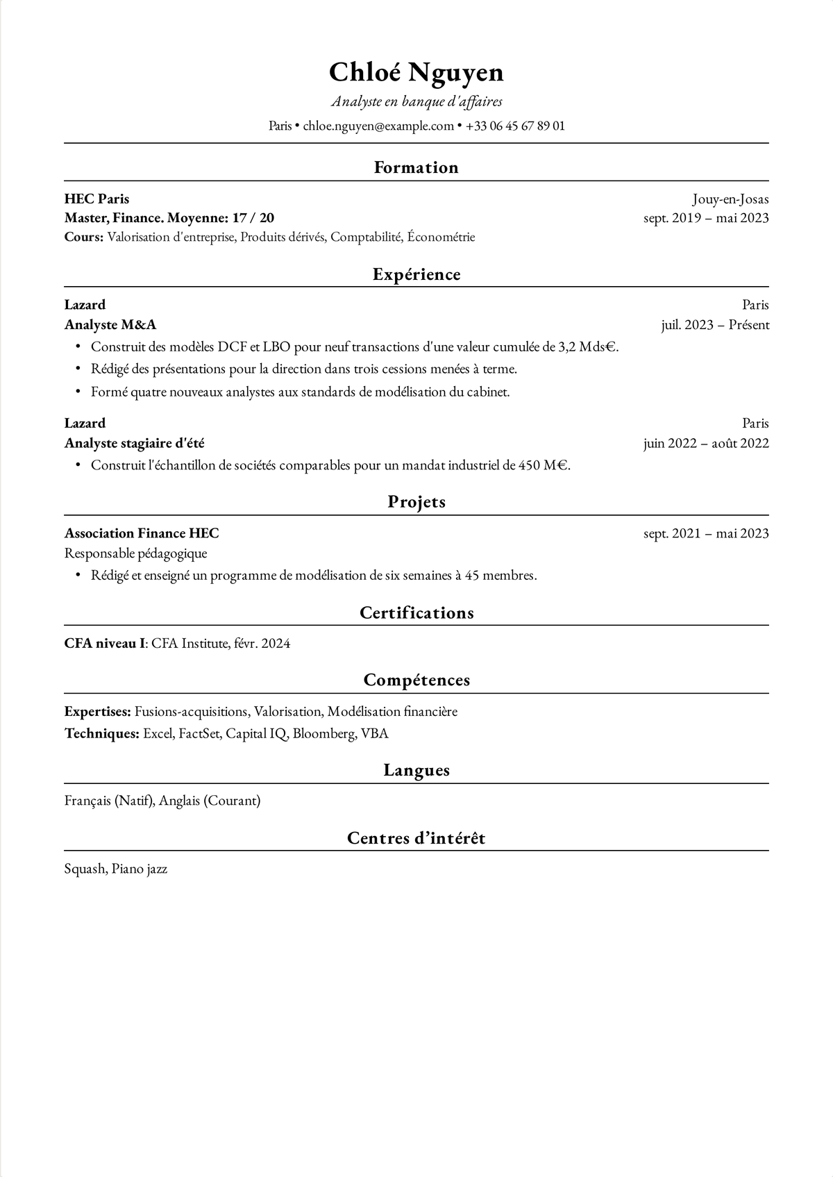 Exemple de CV Harvard pour une analyste en banque d'affaires : un CV finance d'une page avec des montants d'opérations, de la modélisation DCF et LBO et une certification CFA niveau I.