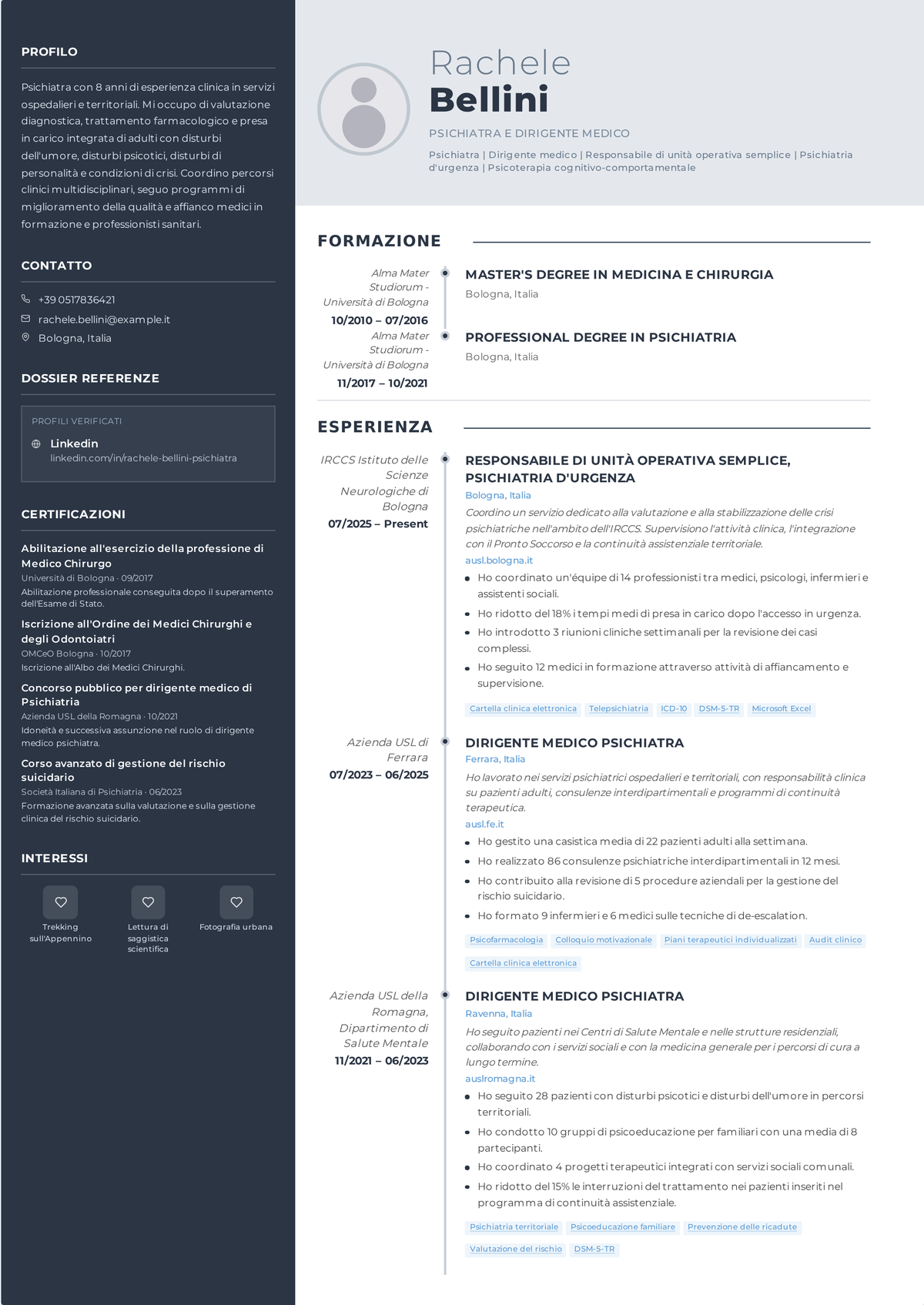 Esempio di curriculum per psichiatra: il curriculum di uno psichiatra senior che mostra la certificazione board ABPN, la formazione in sottospecialità, i contesti di cura e un ruolo di direzione sanitaria.