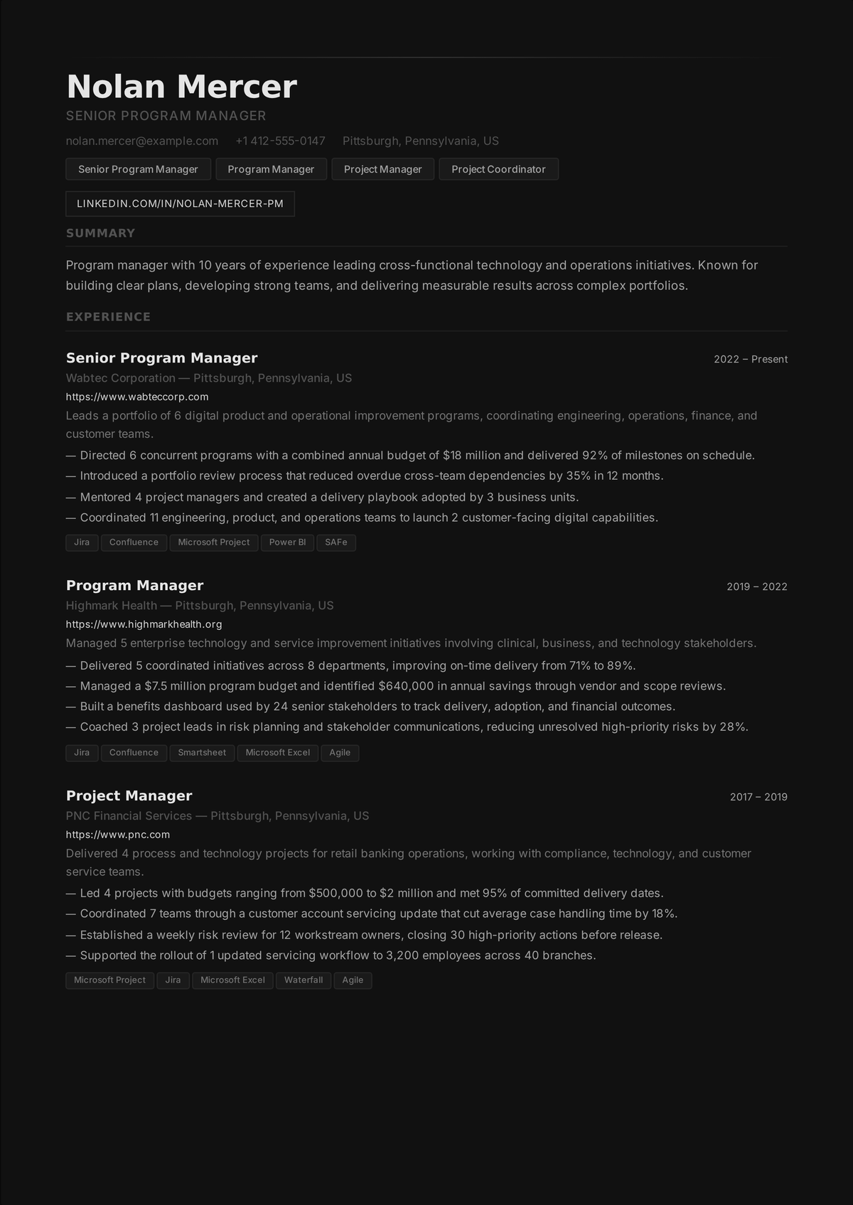 Program manager resume example: a senior program manager's resume showing a portfolio of projects aligned to a strategic goal, cross-project dependencies managed, executive reporting, and program budget.
