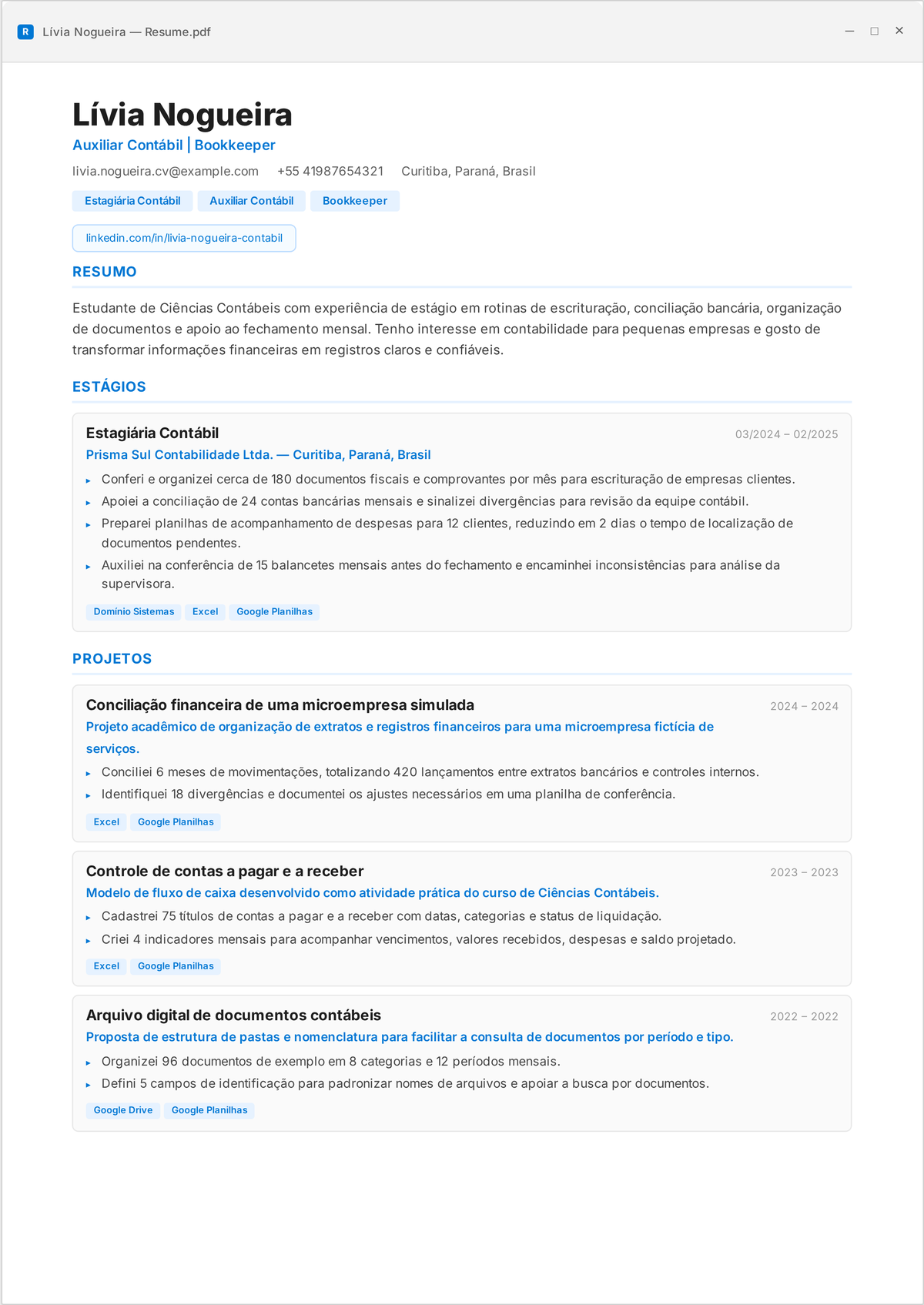 Exemplo de currículo de auxiliar contábil: currículo de um auxiliar contábil de nível inicial mostrando QuickBooks e Xero, conciliações bancárias, contas a pagar e a receber e relatórios mensais para vários clientes.